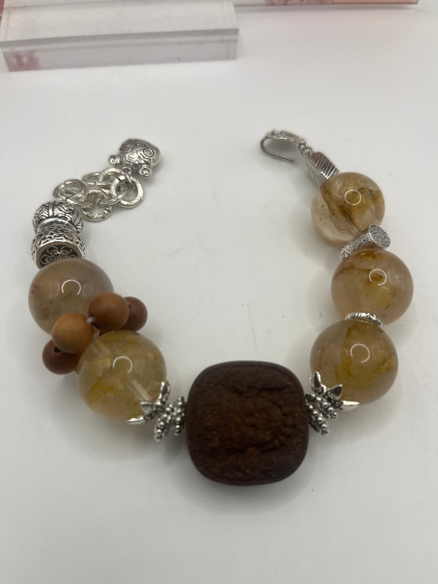 Hematoid quartz